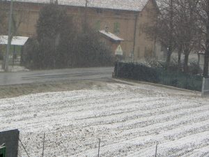 Meteo, freddo e neve anche a bassa quota al Nord, Abruzzo già imbiancato