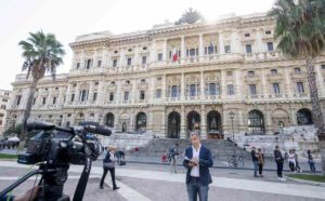 Taglio parlamentari, slitta richiesta referendum: 4 senatori di Forza Italia ritirano la firma