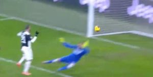 Juventus-Udinese, Higuain gol dopo show con Dybala: 8 passaggi consecutivi