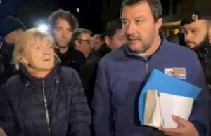 La Biagini, scout anti-pusher per Salvini: "Quando esco cane e pistola"