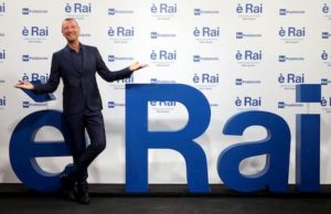 Sanremo 2020, Massimo Ranieri con Tiziano Ferro canta Perdere l'amore
