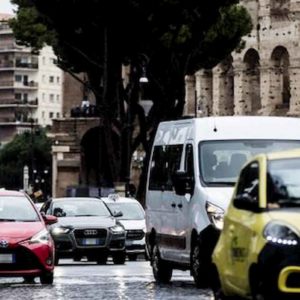 Roma, seconda città al mondo per ore perse nel traffico