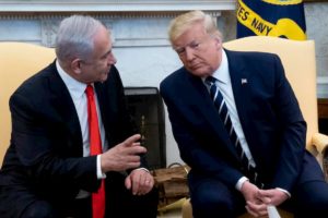 Medio Oriente, il piano di Donald Trump: "Due Stati, Gerusalemme capitale indivisa di Israele"