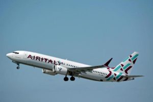 Air Italy va in liquidazione: voli fino al 25 febbraio, poi riprotetti o rimborsati