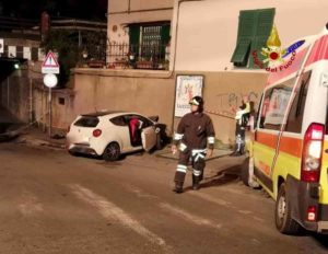 Incidente Canicattì (Agrigento): auto contro muro, muore Rosalinda Migliore
