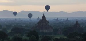 Myanmar, due italiani girano video a luci rosse nella piana di Bagan. Caso internazionale