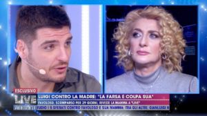 Live Non è la d'Urso, Luigi Mario Favoloso: "I lividi di Nina Moric? Sono una microliposuzione"