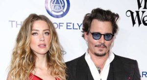 Johnny Depp picchiato da Amber Heard? Gli audio delle liti: lei o colpisce con pentole e vasi