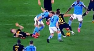 Lazio-Inter, tifosi nerazzurri furiosi sui social: "Milinkovic andava espulso, poi ha deciso la partita"