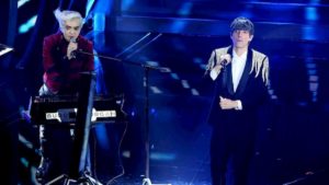 Sanremo 2020, Bugo lascia Morgan solo sul palco e abbandona il Festival