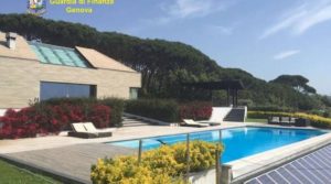 Villa sequestrata ad Arenzano, affitto in nero da mille euro al giorno. Tra i clienti anche calciatori