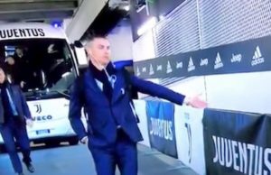 Juventus-Inter a porte chiuse, Cristiano Ronaldo saluta i tifosi che non ci sono!