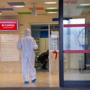 Coronavirus, oltre 600 morti in 2 mesi. Solo ieri in Italia 700 per altre cause