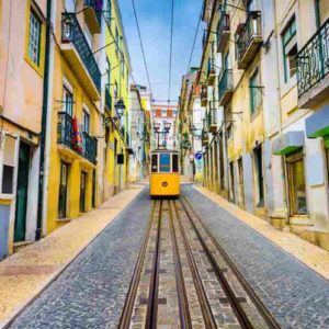 Coronavirus piega Lisbona: anche il Portogallo è totalmente off-limits