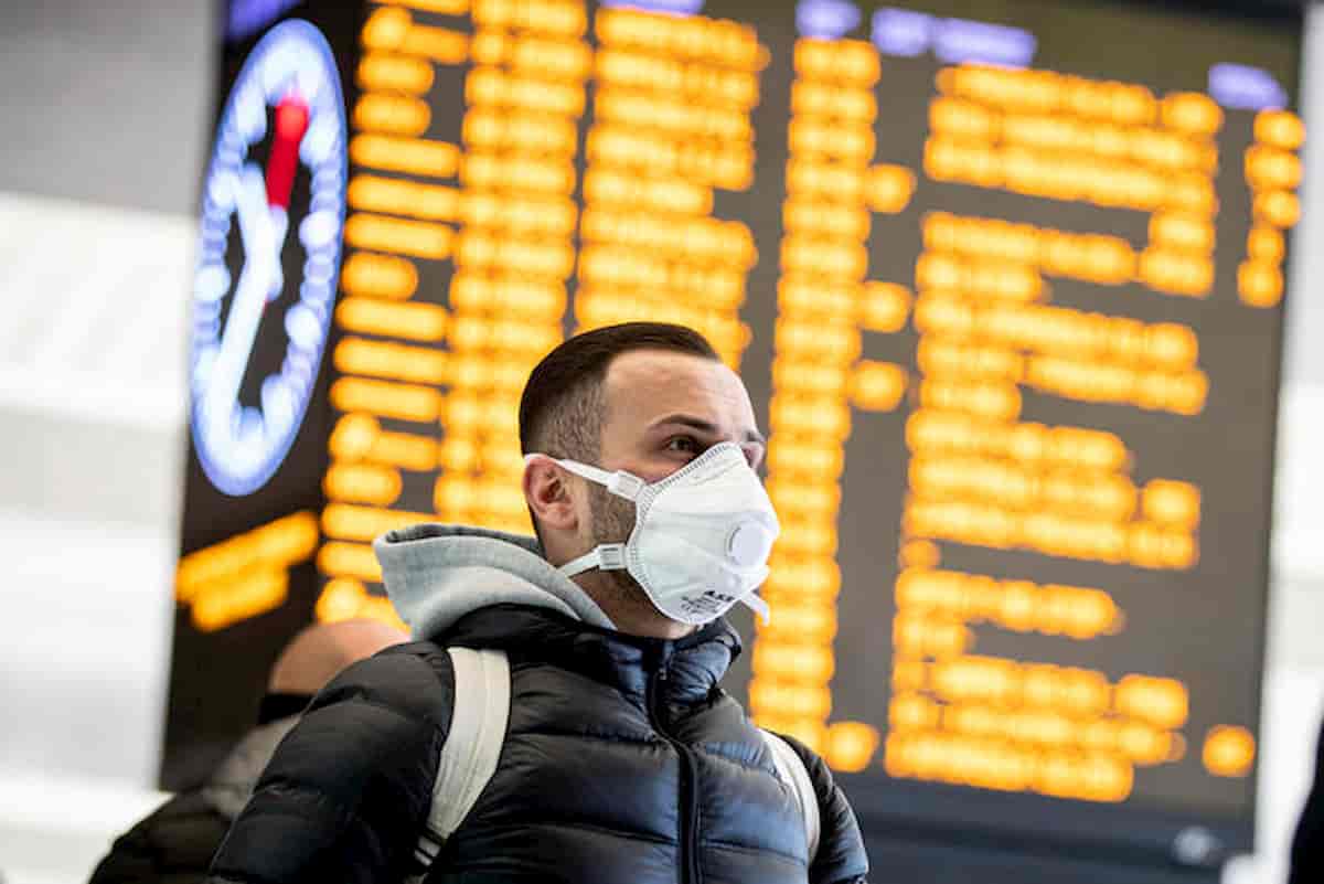 Coronavirus, mascherine costano troppo: il triplo di prima della pandemia