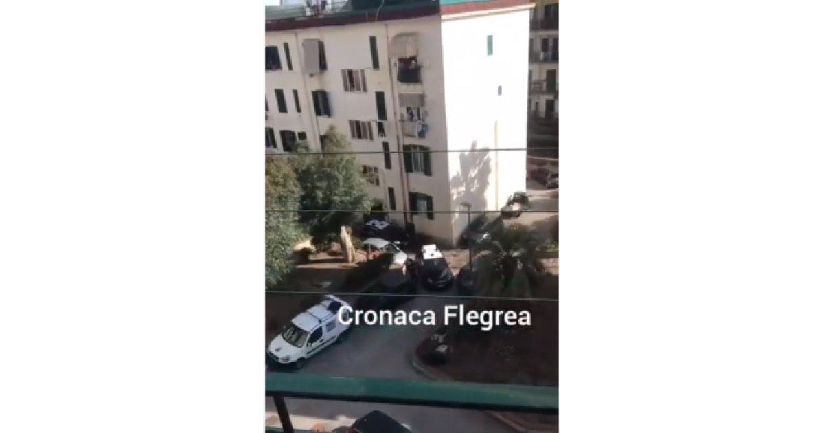 Coronavirus Pozzuoli, minacce carabinieri da balconi: Sappiamo uccidere