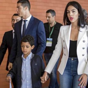 Cristiano Ronaldo vittima del Coronavirus: in esilio a Madeira, tra fake news e social feroci