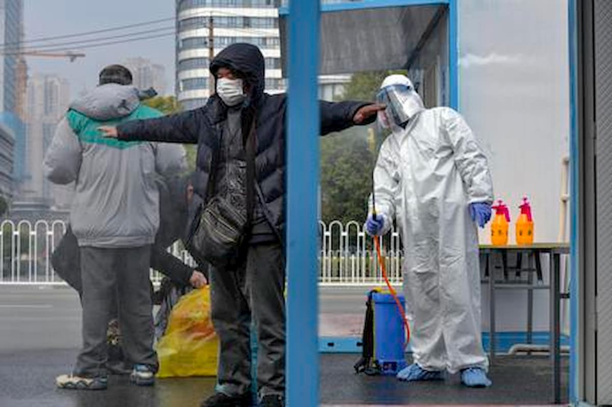 Hantavirus uccide un uomo in Cina. Sintomi simili al coronavirus, lo trasmettono i topi