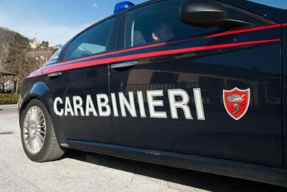 Levane (Arezzo): padre ferisce a morte la figlia di 4 anni con un coltello e tenta il suicidio