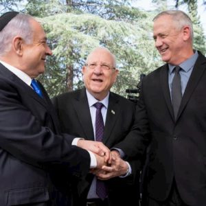 Israele ha un governo: intesa tra Netanyahu e Gantz dopo oltre un anno