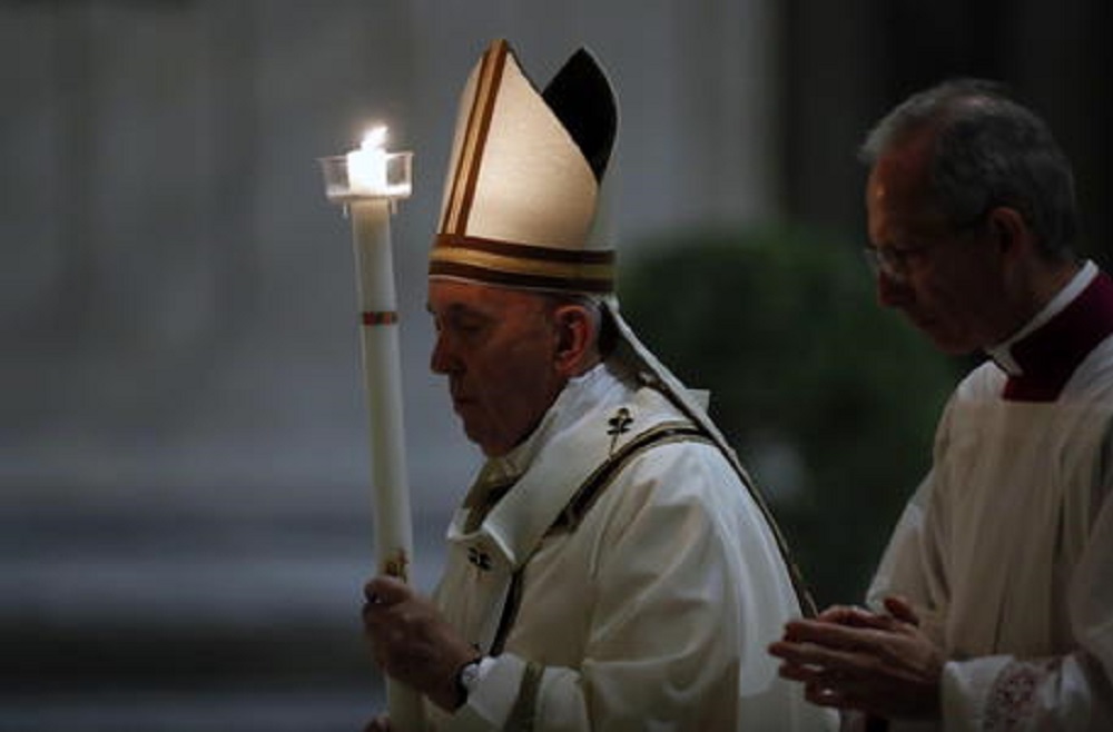 Papa Francesco rinuncia al rito del "Resurrexit" per adeguare la Pasqua al momento difficile