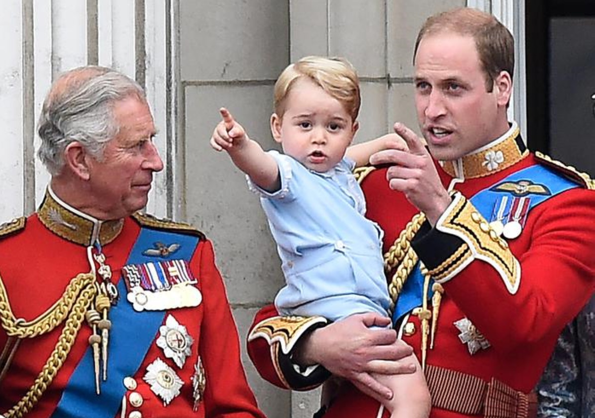 Principe William, rapporti sempre più tesi con il padre Carlo?