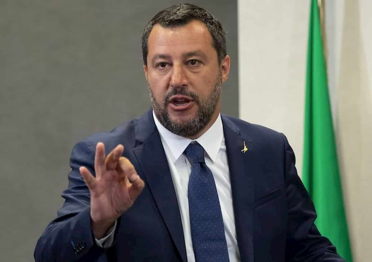 Matteo Salvini diventerà De Gasperi? Banca nega i 25 mila solo (!) per assegno protestato...Coronavirus sociale