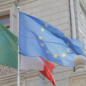 Ue-Italia: cento mld a fondo perduto e cento prestati. Negarli e dire fanno schifo