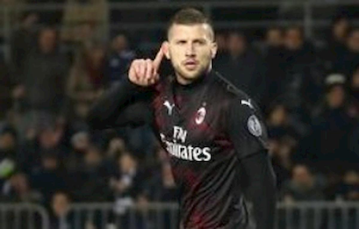 Milan-Roma 2-0, gol di Rebic e Calhanoglu su calcio di rigore