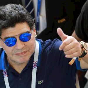Maradona, Mughini: "Era sfatto, frantumato. E disperato da anni"