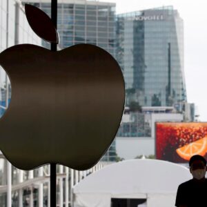 Apple da record: la società vale 2mila miliardi di dollari