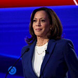 Usa 2020, Joe Biden sceglie Kamala Harris come candidata vice presidente: prima donna nera
