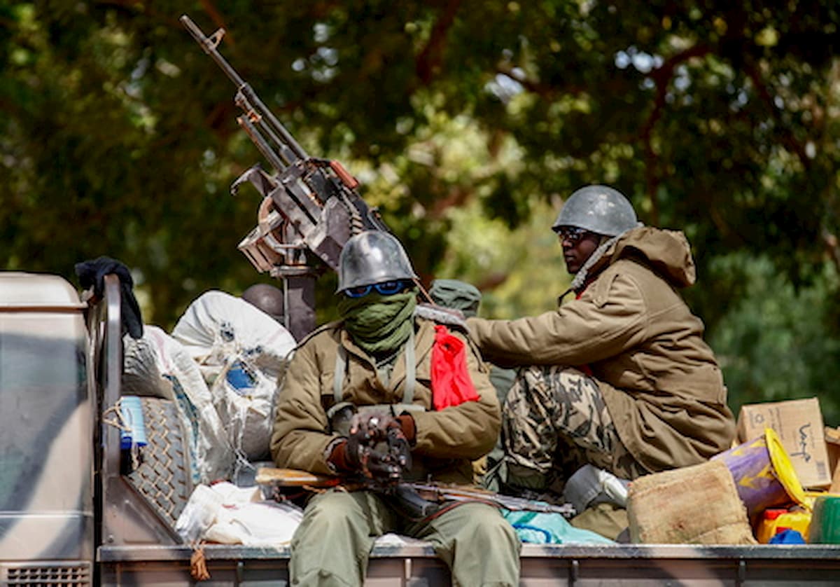 Golpe in Mali, militari arrestano presidente e premier