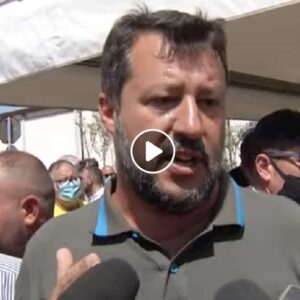 Salvini: "Migranti positivi al Covid a spasso per Lampedusa" VIDEO Sindaco e prefetto smentiscono
