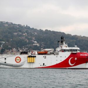 Mediterraneo, tensione fra Grecia e Turchia: scontro fra due fregate