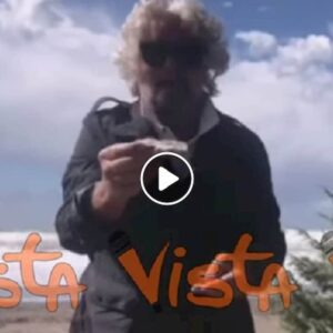 Beppe Grillo firma una pietra pomice in diretta e la mette all'asta su Ebay VIDEO