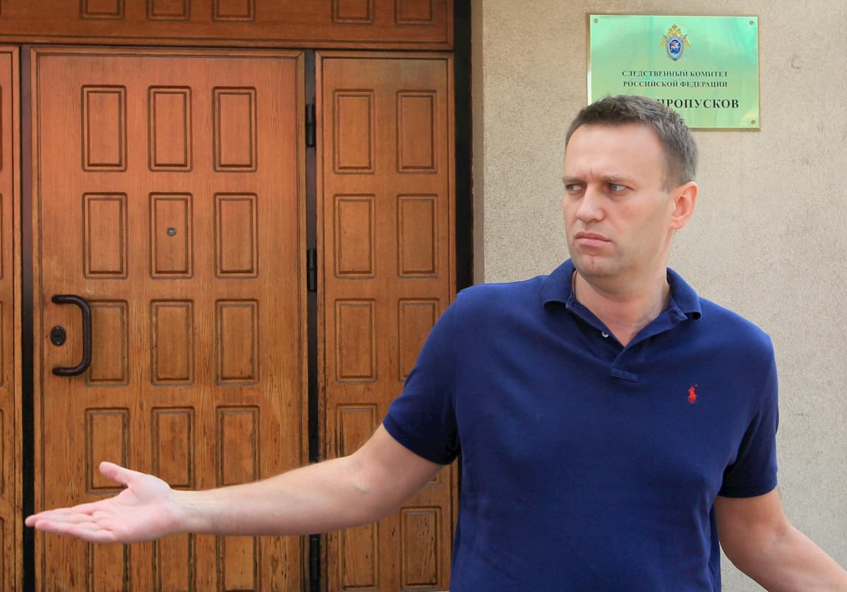 Alexei Navalny, sequestrati conti e appartamento a Mosca