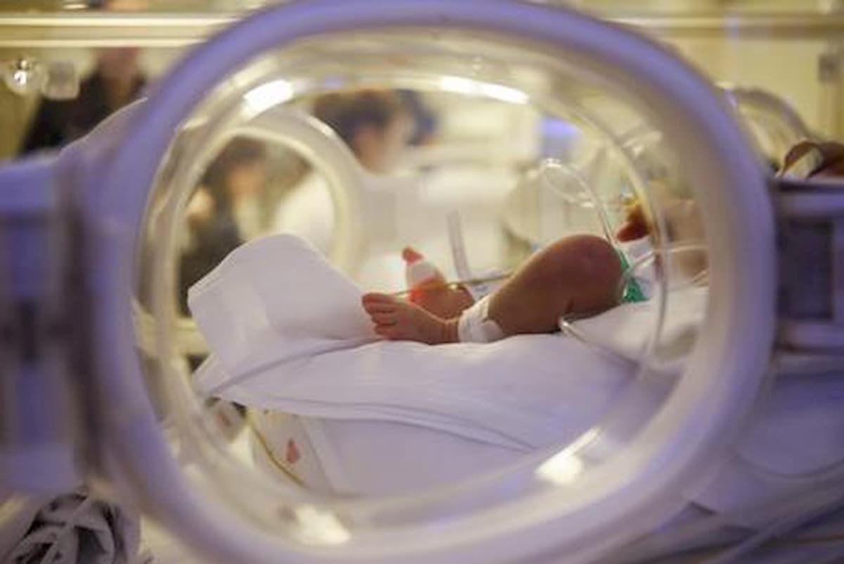Galatina neonato muore 5 minuti dopo il parto cesareo