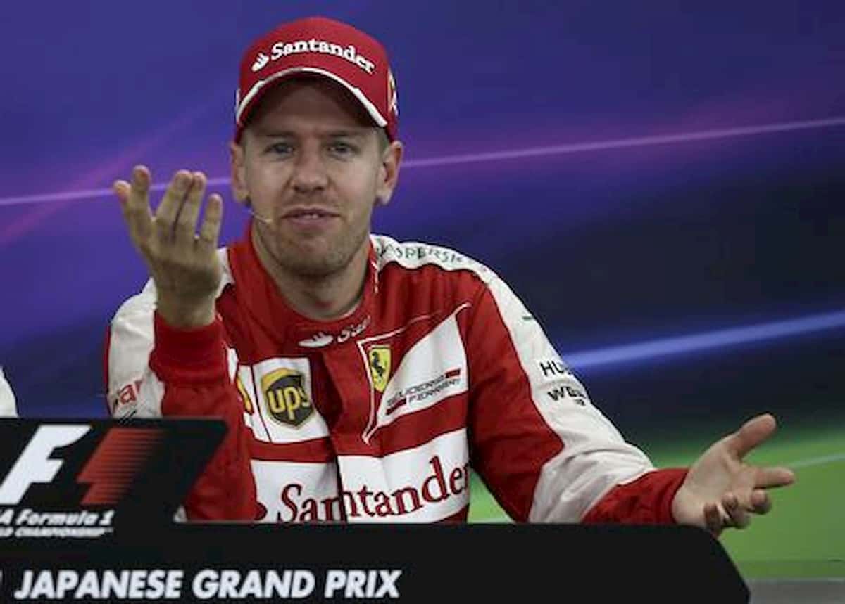 Vettel al volante della Aston Martin nel 2021