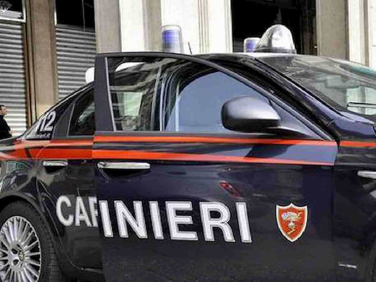 Aprilia, arrestano ladro positivo al Covid: sei carabinieri in quarantena