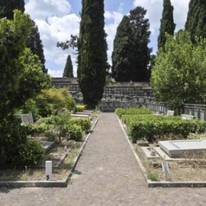 Cimitero Rotoli a Palermo: morti nel freezer? Con 800 euro la tomba c'è