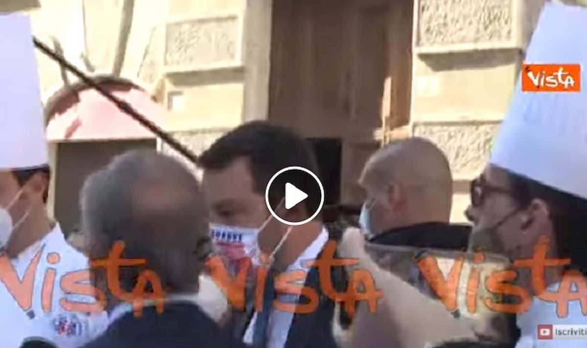 Salvini contro il nuovo Dpcm: "Divide gli italiani. Battaglia ideologica per impaurire la gente"