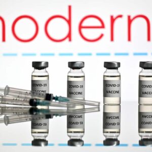 Coronavirus, Moderna chiede autorizzazione vaccino