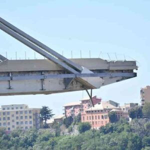 Ponte Morandi di Genova, accuse più gravi per indagati. procura: “Sensori non messi dolosamente”