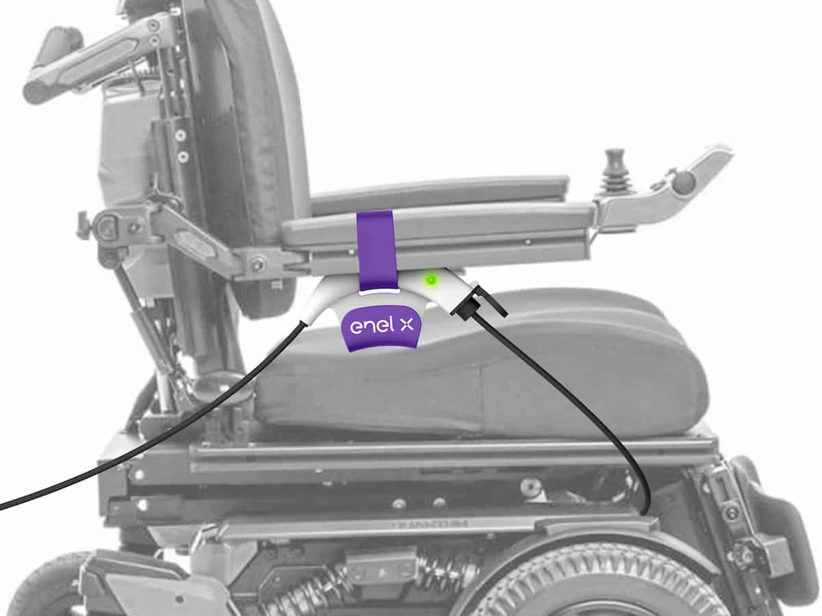 JuiceAbility di Enel X vince il Premio dei Premi 2020: sedie a ruote elettiche si ricaricano su colonnine auto