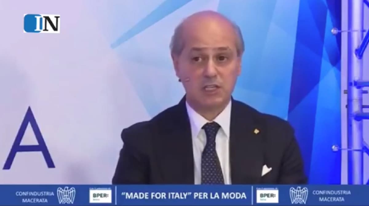 Presidente Confindustria Macerata Domenico Guzzini: "Ripartire, pazienza se qualcuno muore" VIDEO