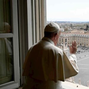 Vaticano. ministeri del Lettorato e dell'Accolitato aperti alle donne. Papa Francesco: "Abbiano incidenza reale nella vita della Chiesa"