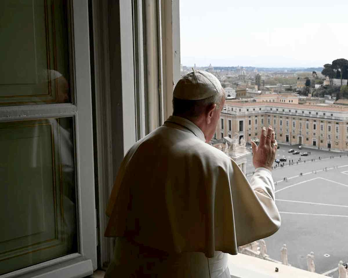Vaticano. ministeri del Lettorato e dell'Accolitato aperti alle donne. Papa Francesco: "Abbiano incidenza reale nella vita della Chiesa"