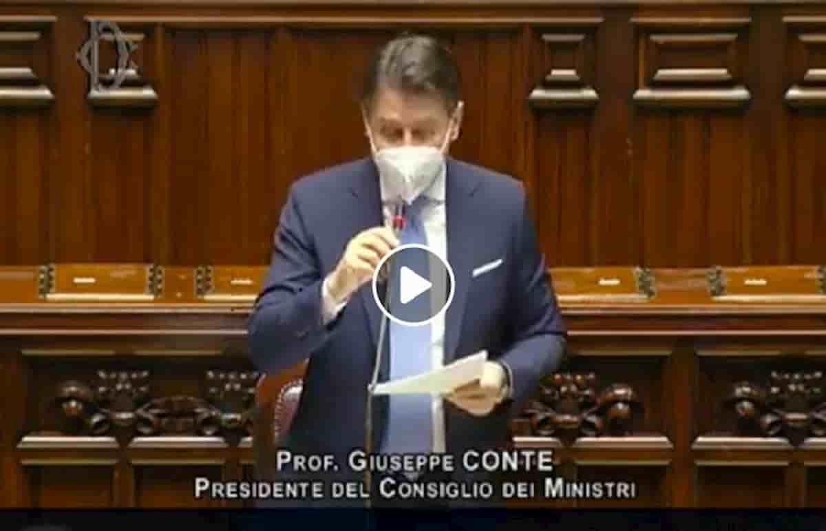 Giuseppe Conte VIDEO diretta streaming alla Camera per parlare della crisi di governo