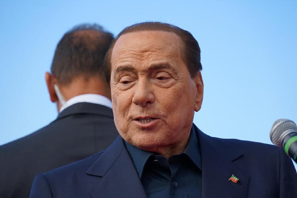 Berlusconi dimesso dall'ospedale di Monaco. L'ex premier è tornato a casa di sua figlia Marina in Provenza